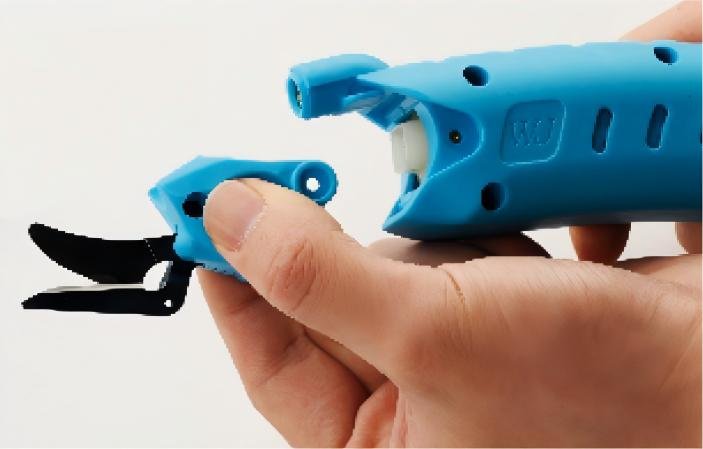 Pull out blade